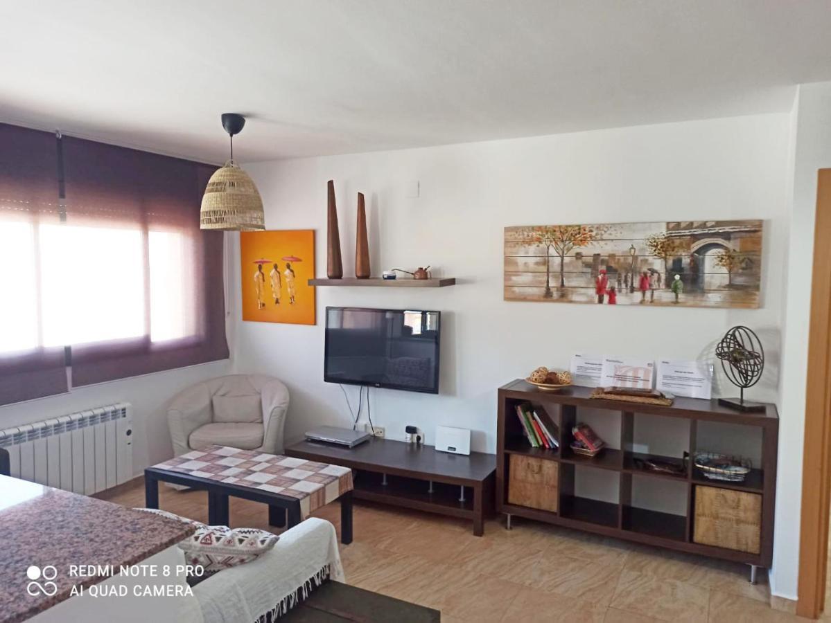 Apartamento Делтебре Екстериор снимка