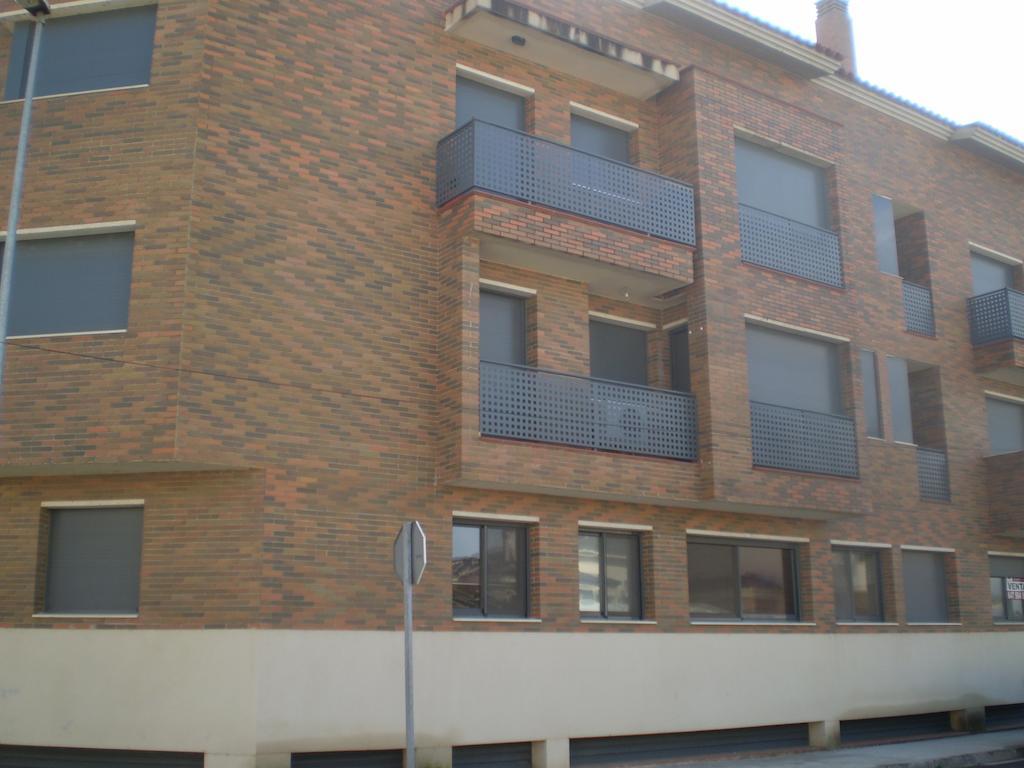 Apartamento Делтебре Екстериор снимка